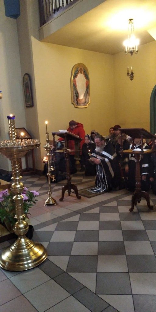 Чин Пассии в храме Новомучеников и Исповедников Российских