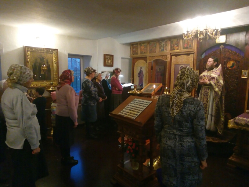 Литургия Преждеосвященных даров в Петропавловском храме