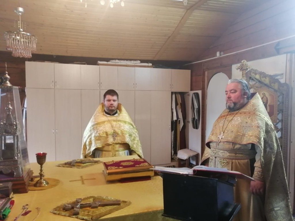 ВСЕГДА С БЛАГОДАРНОСТЬЮ ВСПОМИНАЕТ СВОЙ ХРАМ